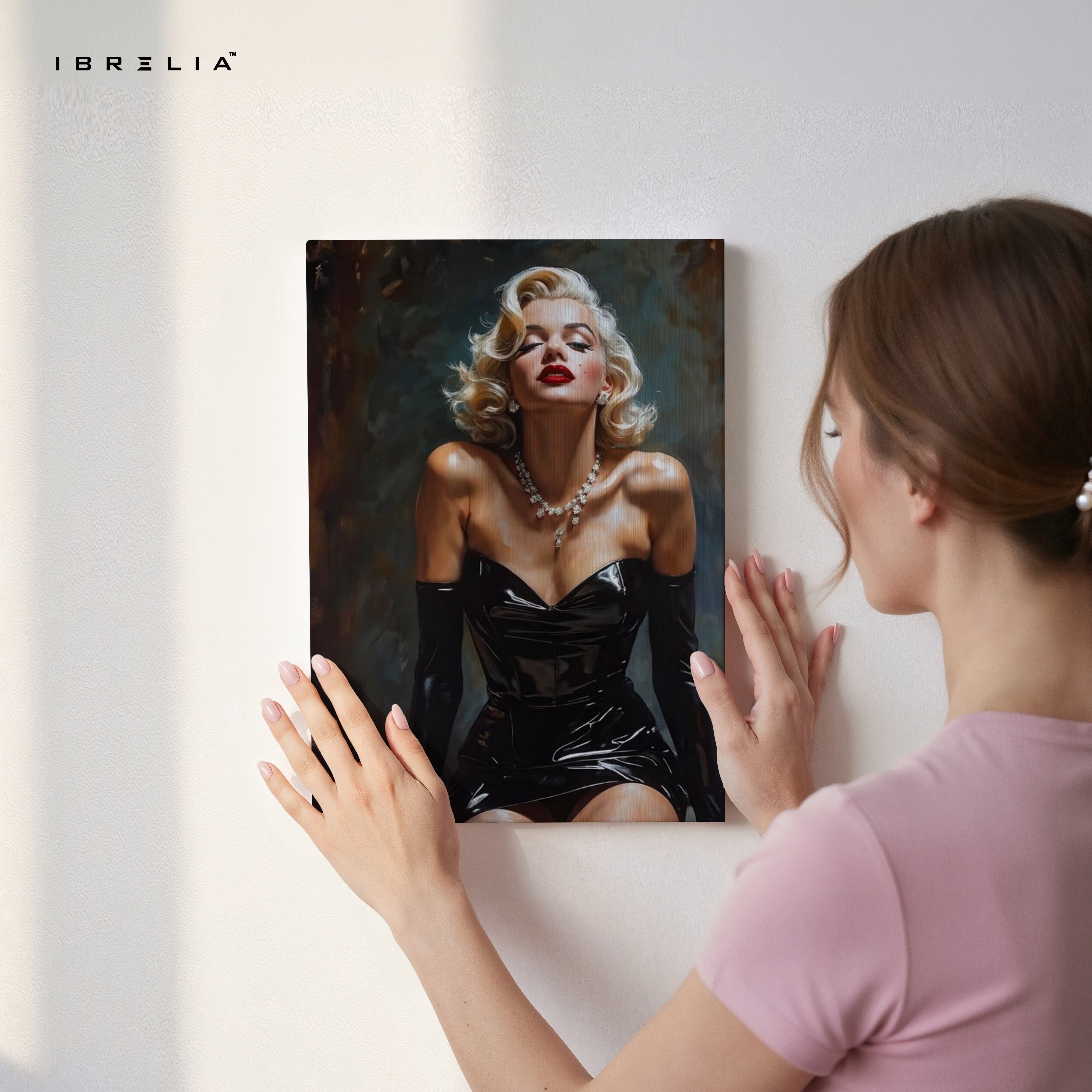 Vintage Hollywood Glamour Art – 4K Ultra Wrap Frame Wall Art in Pakistan | IBRELIA™