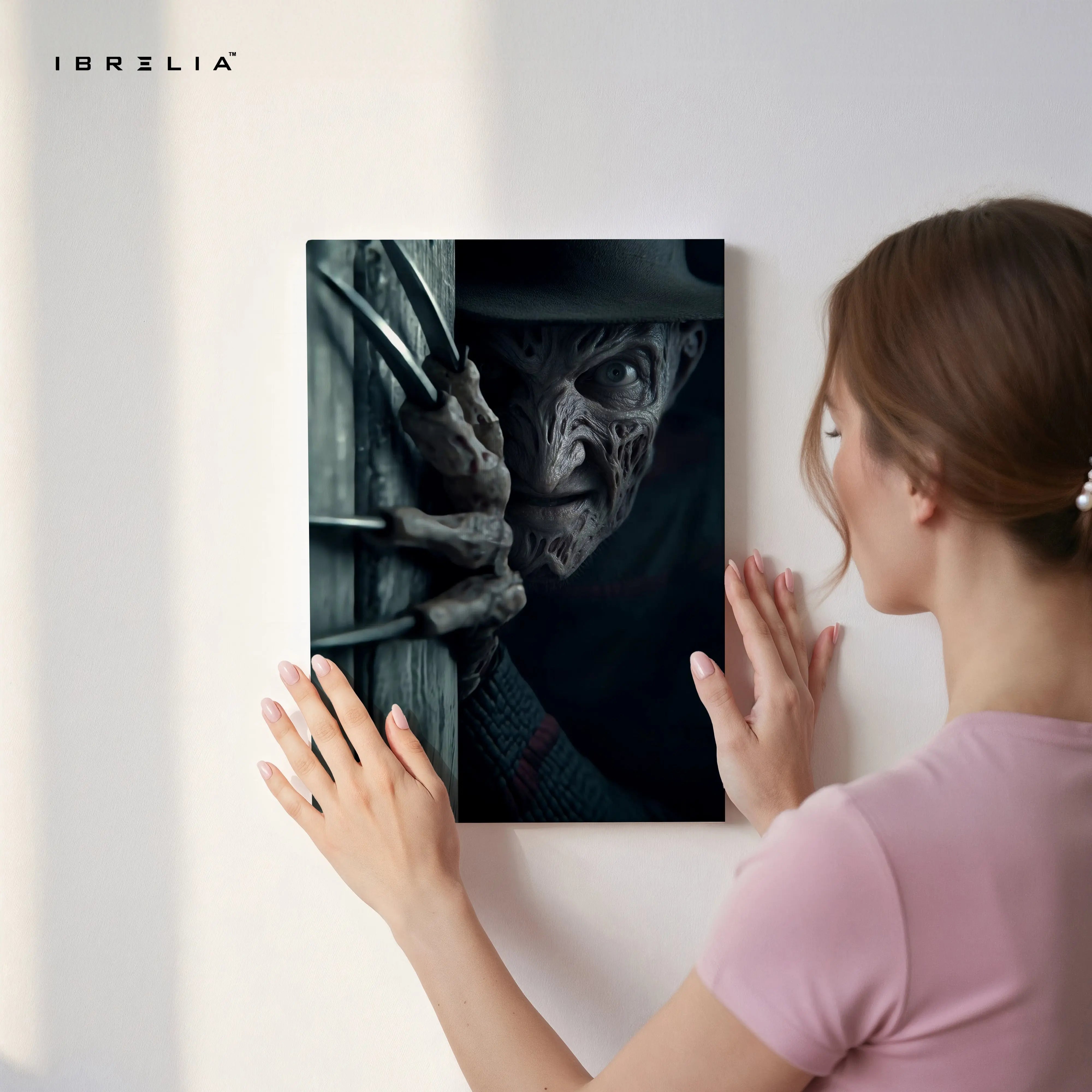 Shadow Claw Watcher – Dark Cinematic Horror Art | 4K Ultra Wrap Frame Wall Art in Pakistan | IBRELIA™ IBRELIA