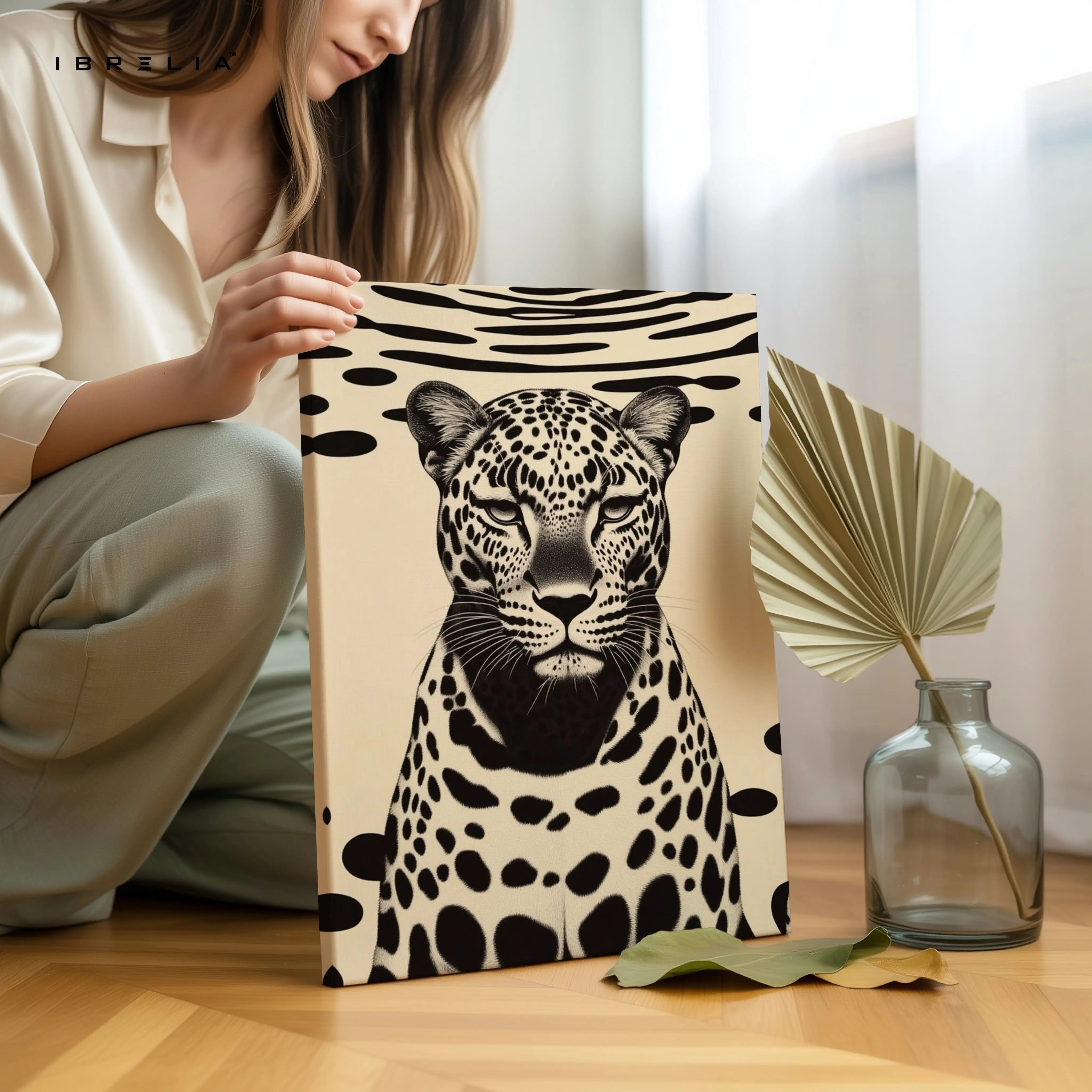 Minimal Leopard Portrait Art – 4K Ultra Wrap Frame Wall Art in Pakistan | IBRELIA™ IBRELIA