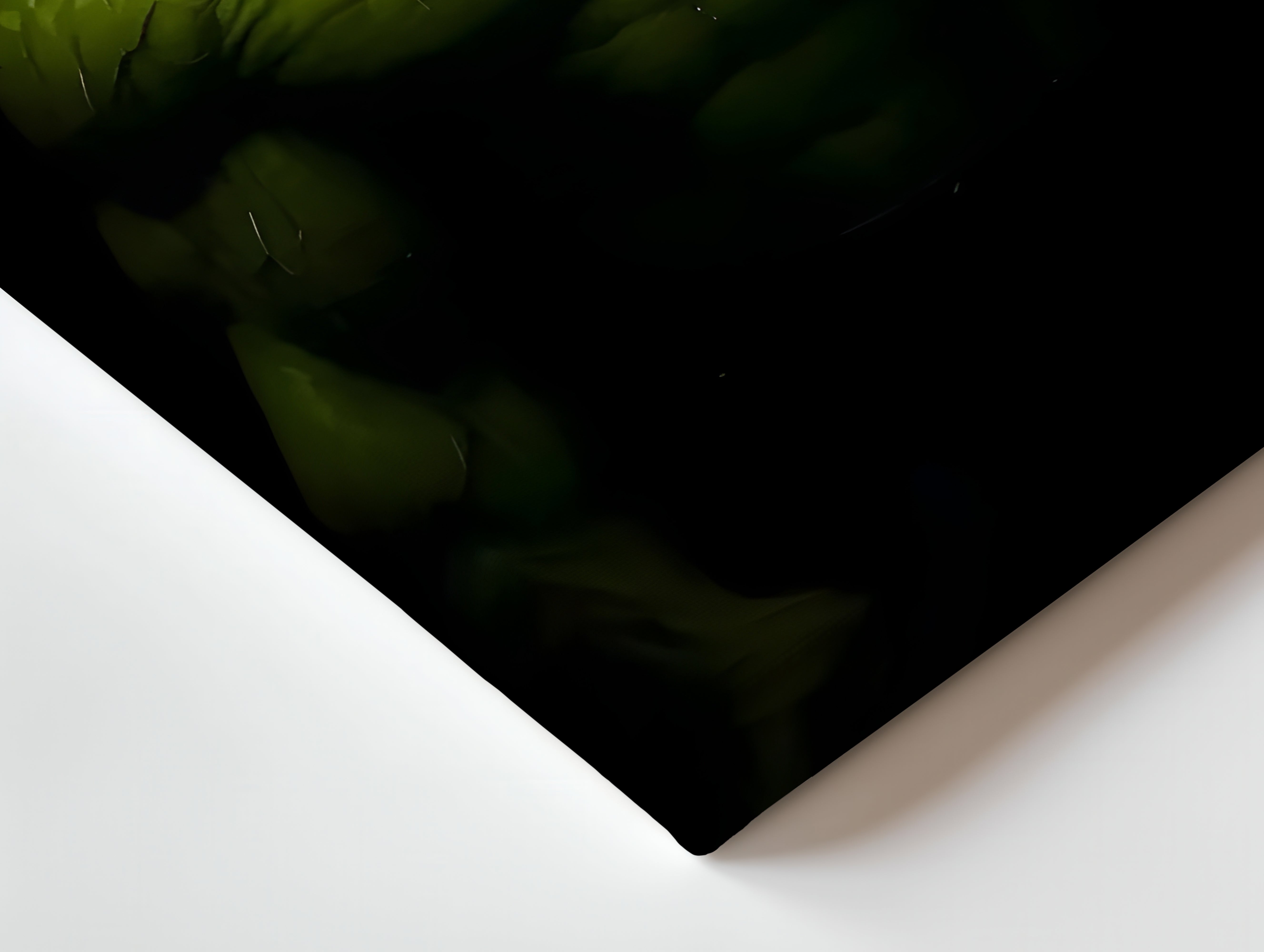 HULK Dark Power Portrait – 4K Ultra Wrap Frame Wall Art in Pakistan | IBRELIA™