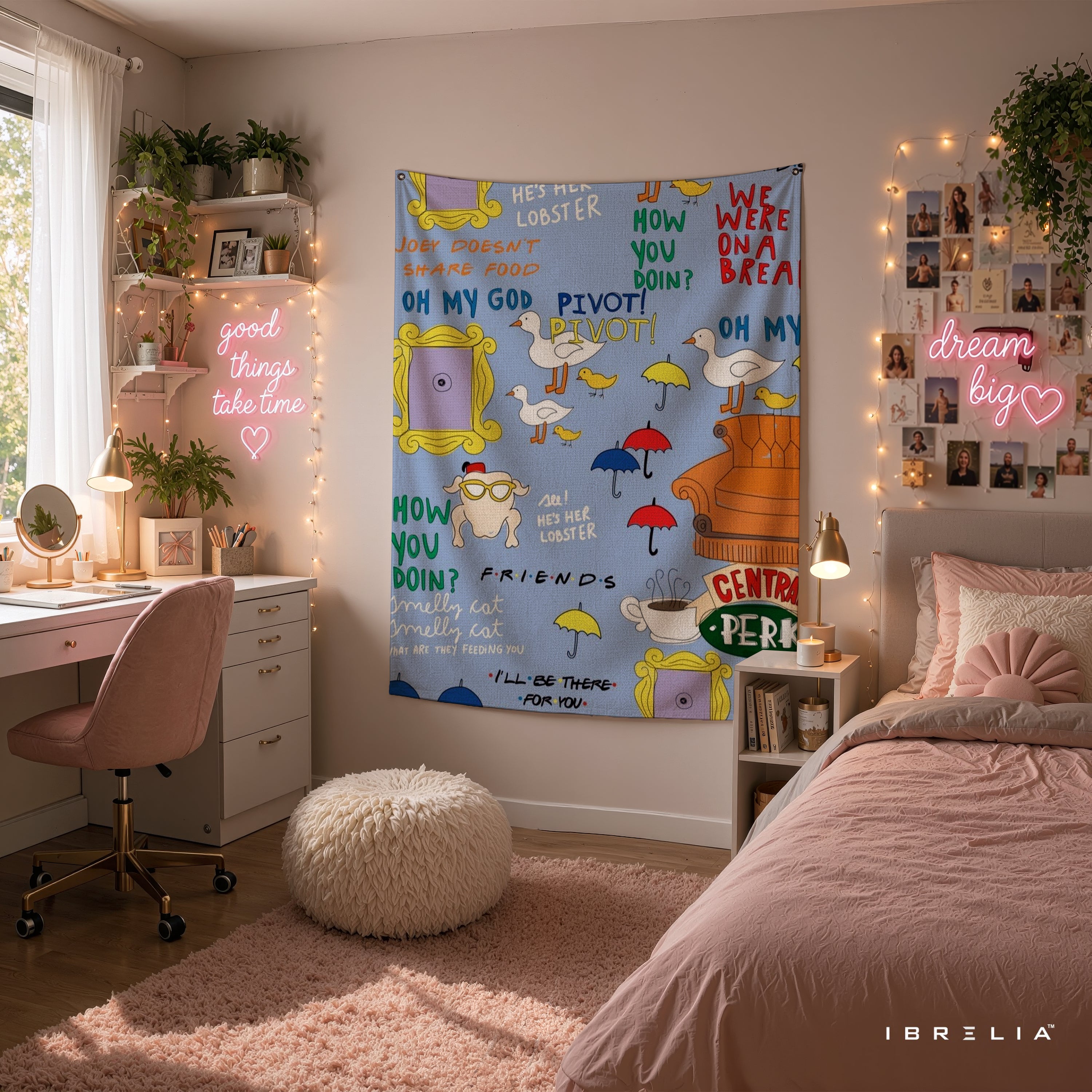 Friends Quotes & Icons Wall Tapestry – Classic TV Show Pattern Wall Hanging