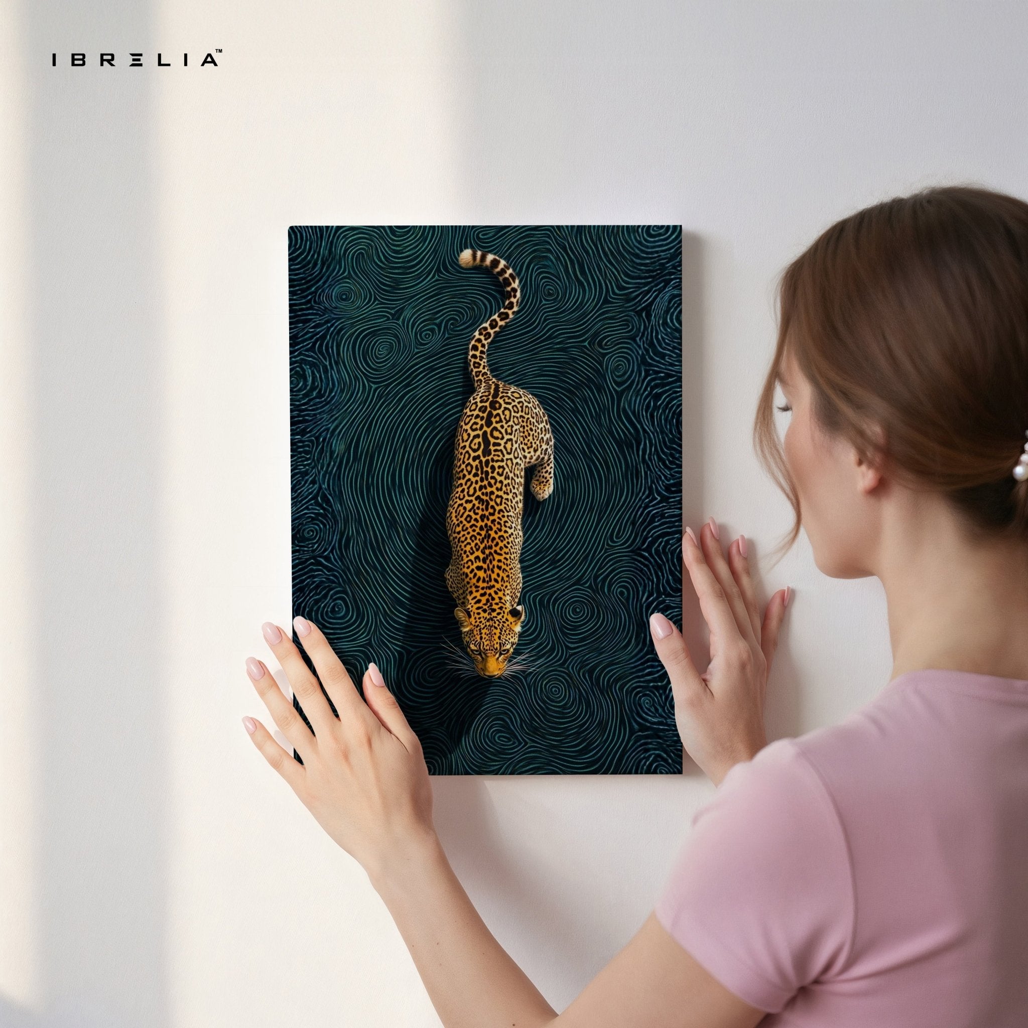 Golden Leopard Dive Wall Frame | 4K Ultra Wrap Frame Wall Art in Pakistan | IBRELIA™ - IBRELIA