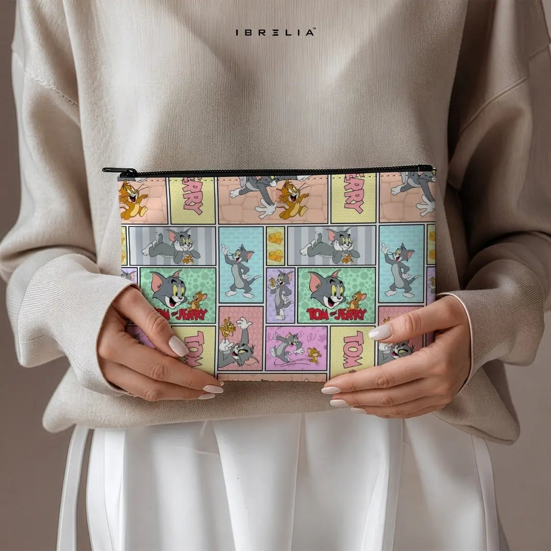 Retro Comic Duo Makeup & Pencil Pouch – Double-Sided Print – IBRELIA™