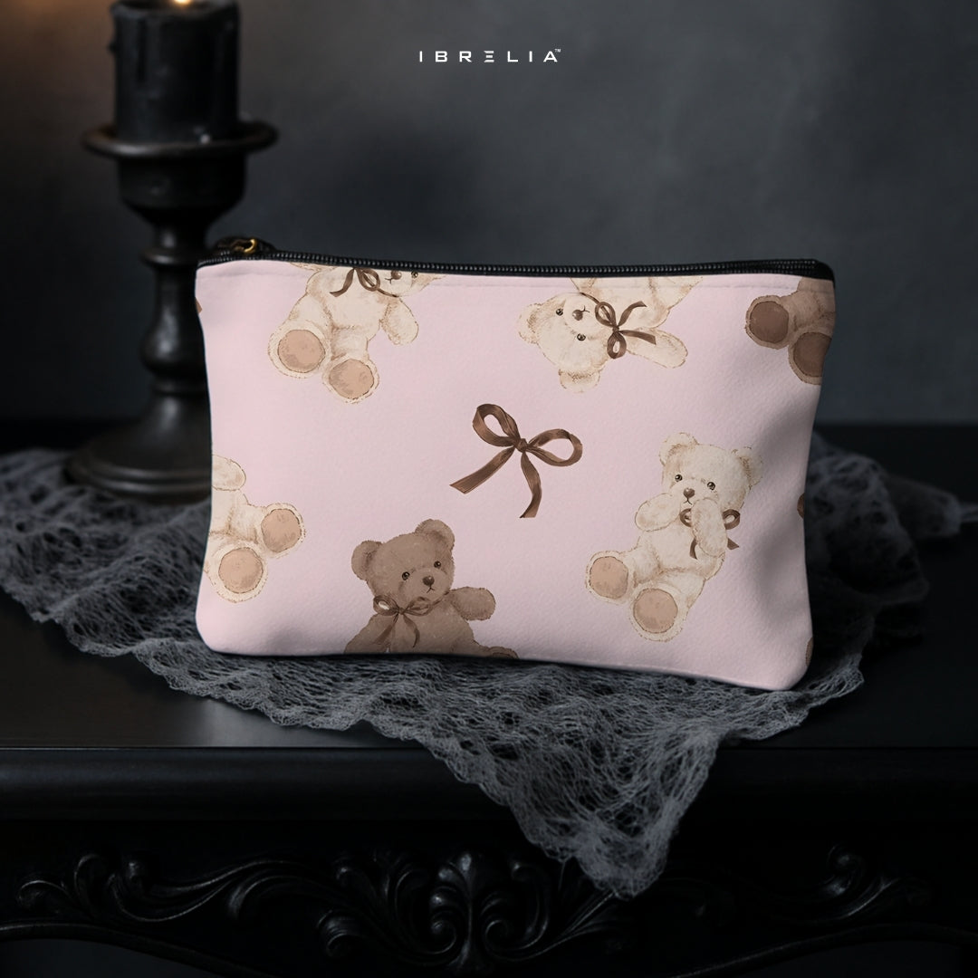 Pastel Teddy Bear Makeup & Pencil Pouch – Cute Coquette Aesthetic Cosmetic Organizer – IBRELIA™