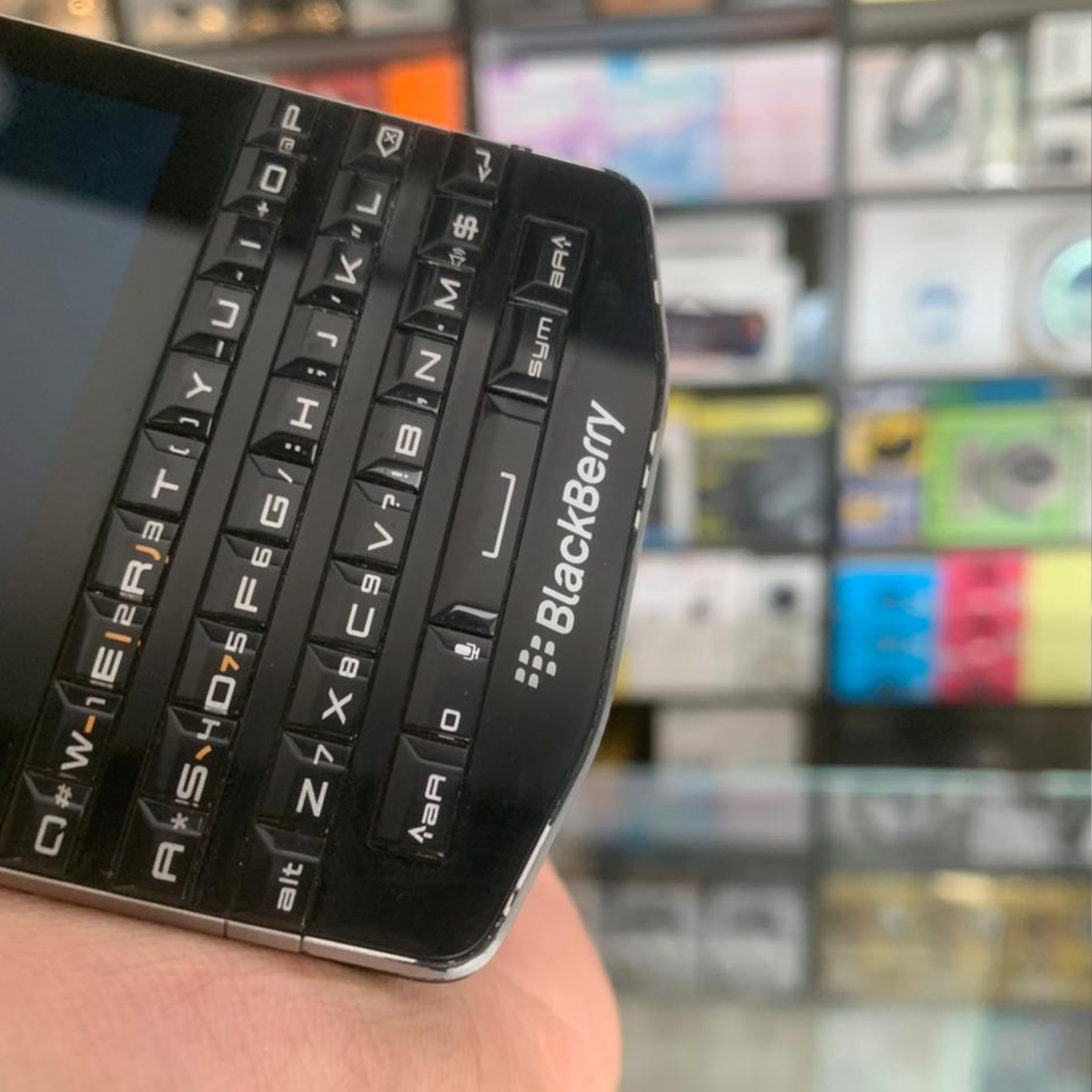 BlackBerry Porsche Design P’9983 | Pre-Owned | Luxury QWERTY Smartphone | Rare Collector Phone
