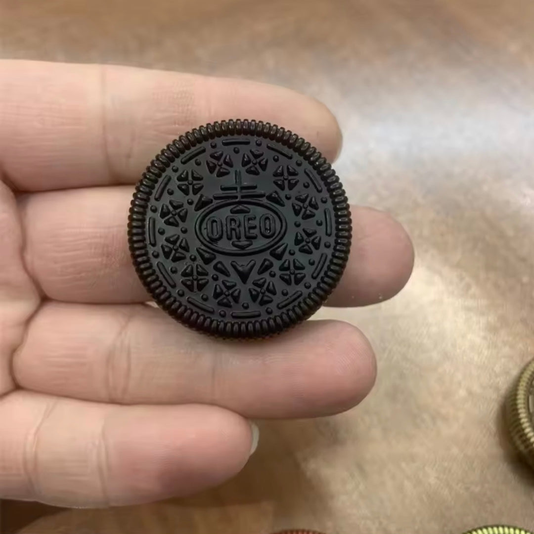 IBRELIA™ Oreo Metal Magnetic Slider – Premium Fidget Toy IBRELIA