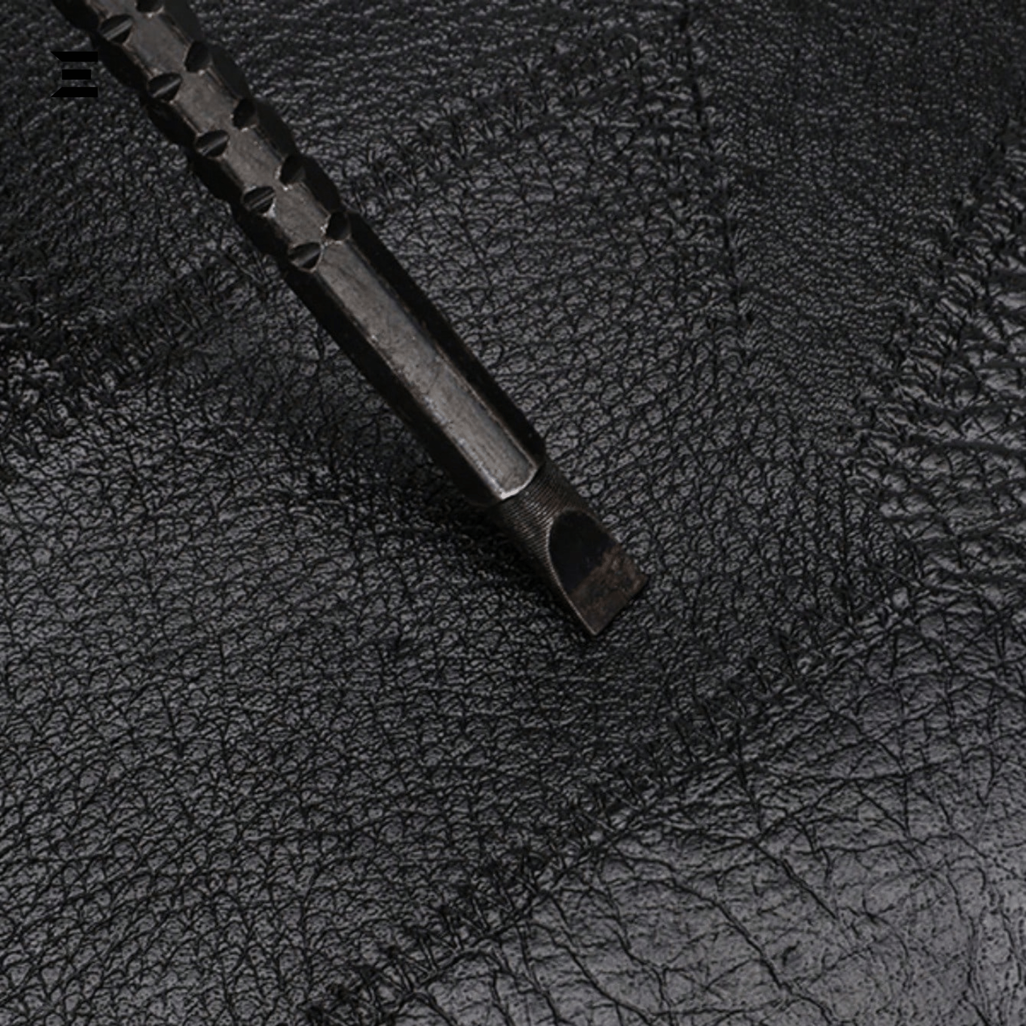 Black Skull Rivet Leather Clutch – Men’s Punk - Style Handbag | IBRELIA™ - IBRELIA