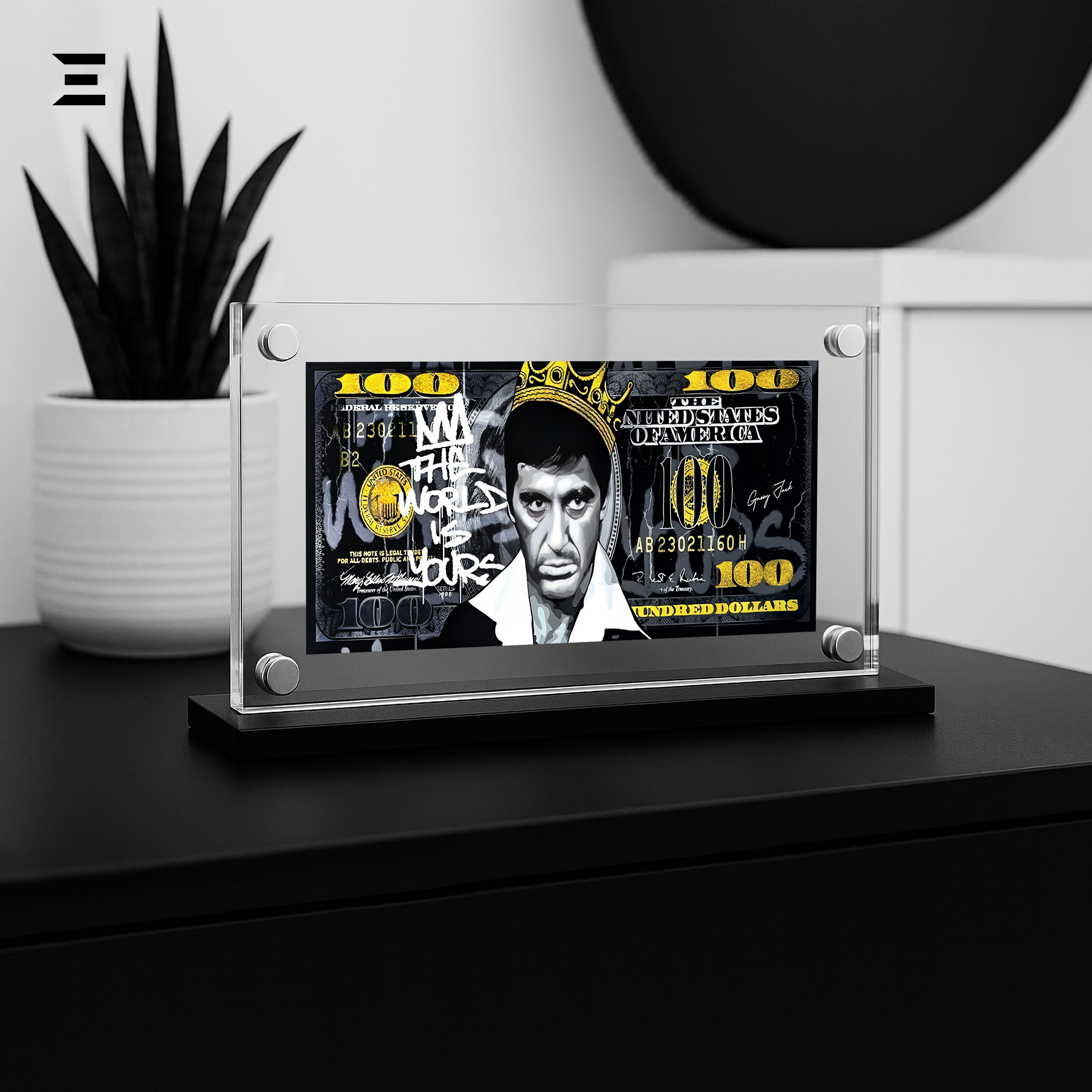 Premium Magnetic Acrylic Frame with Black Base – Scarface Crown Edition "The World is Yours" IBRELIA