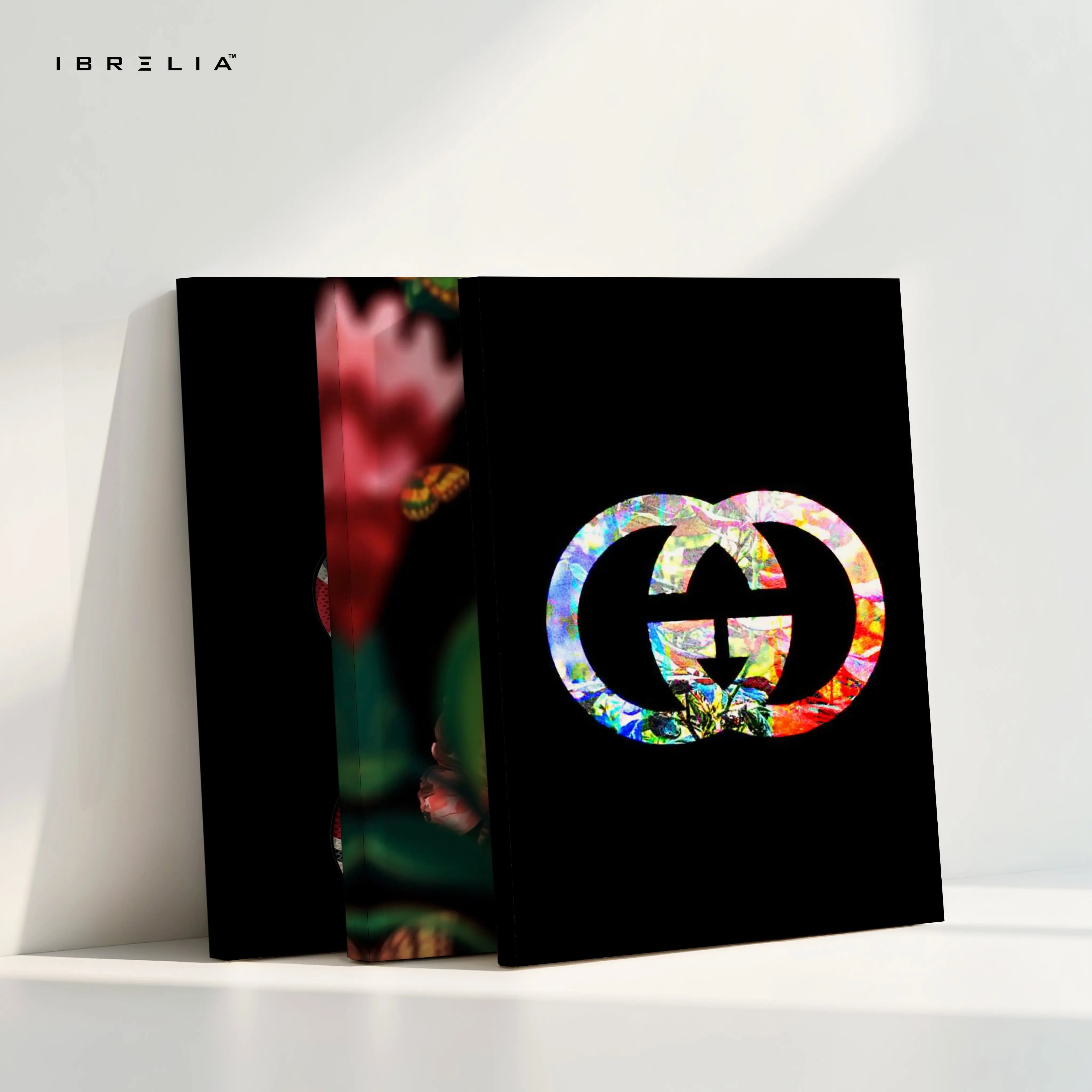 Gucci Snake Luxury Fashion 3 Panel 4K Ultra HD Wall Art in Pakistan | IBRELIA™ IBRELIA