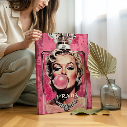 Bubble Glam Icon Art – 4K Ultra Wrap Frame Wall Art in Pakistan | IBRELIA™