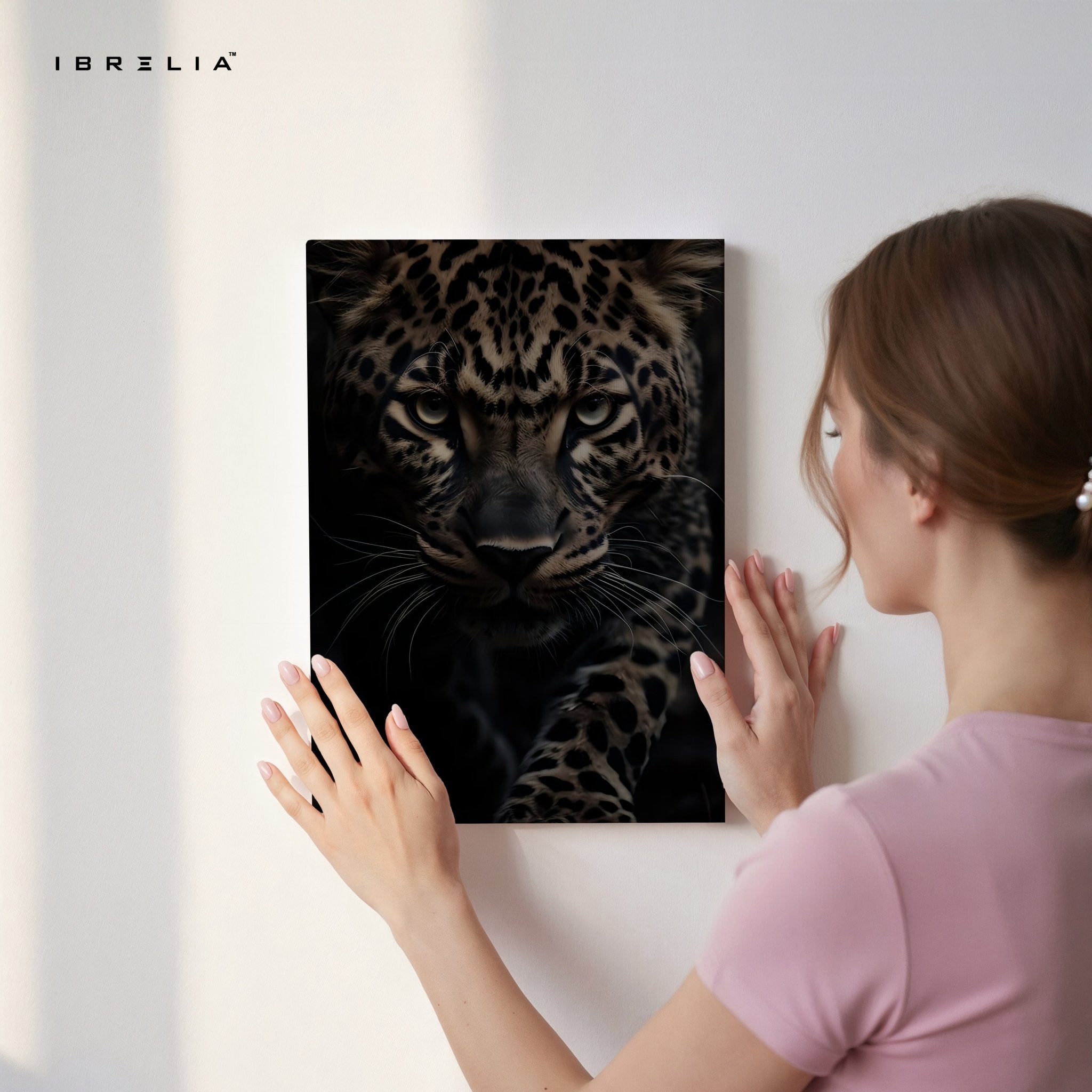 Leopard Eyes 4K Ultra HD Wall Art in Pakistan | IBRELIA™ - IBRELIA