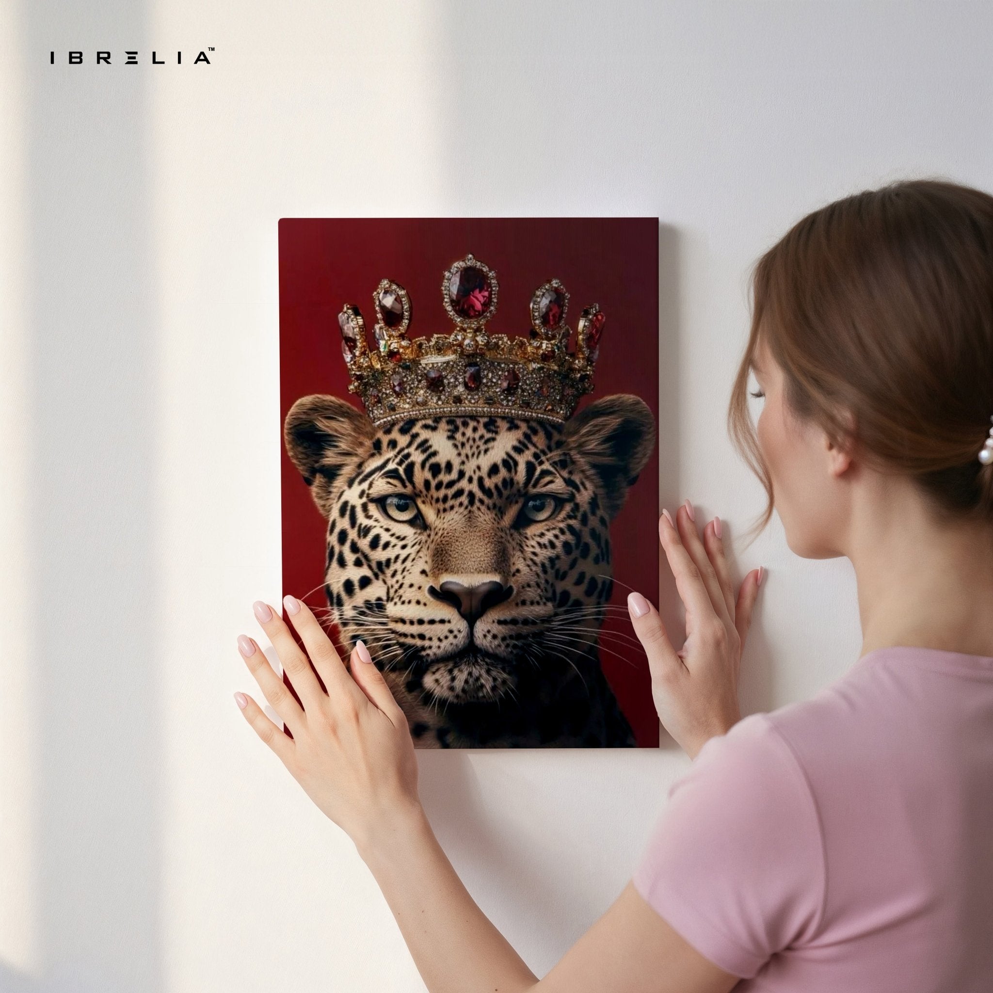 Royal Leopard King 4K Ultra HD Wall Art in Pakistan | IBRELIA™ - IBRELIA