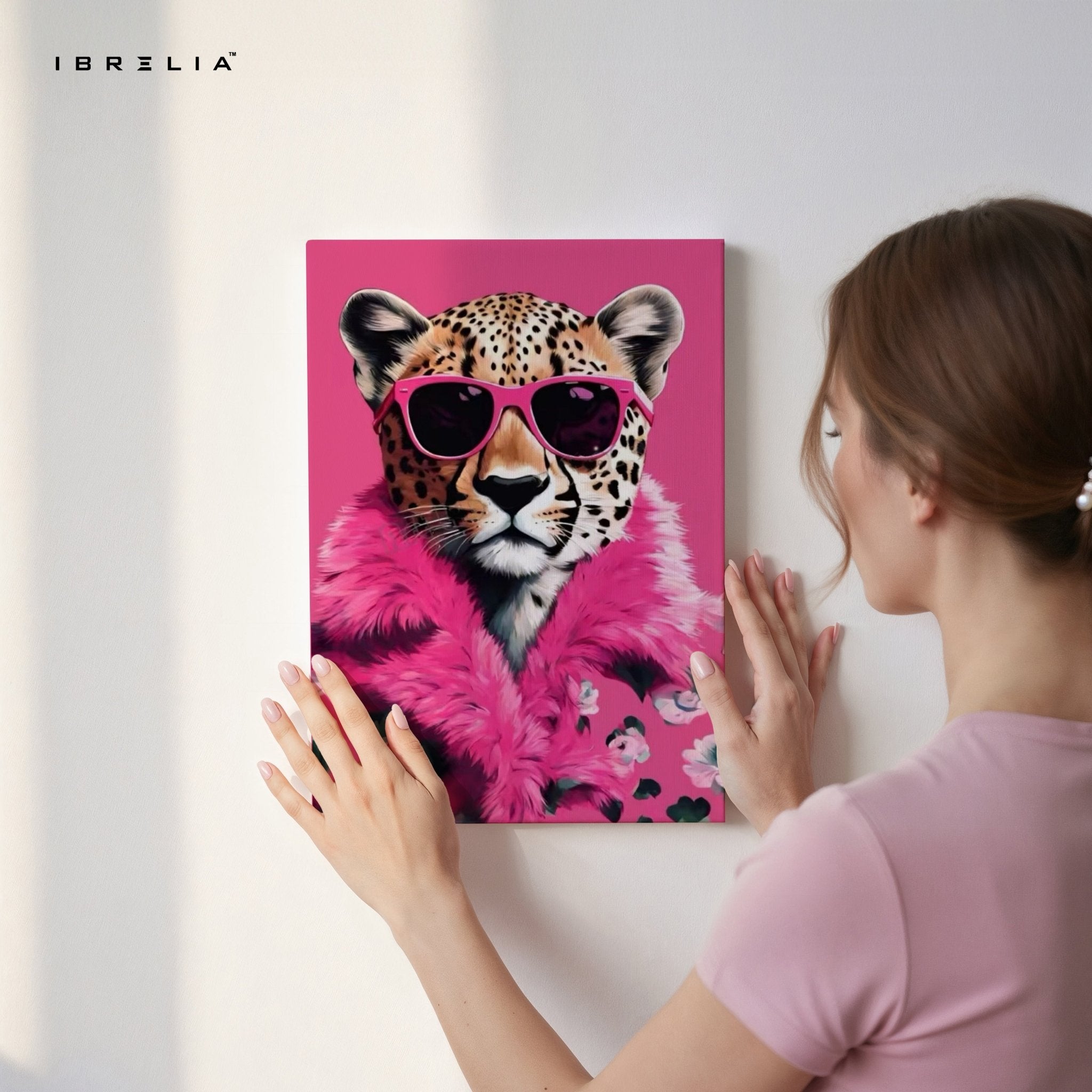 Fashion Cheetah Wall Frame | 4K Ultra Wrap Frame Wall Art in Pakistan | IBRELIA™ - IBRELIA