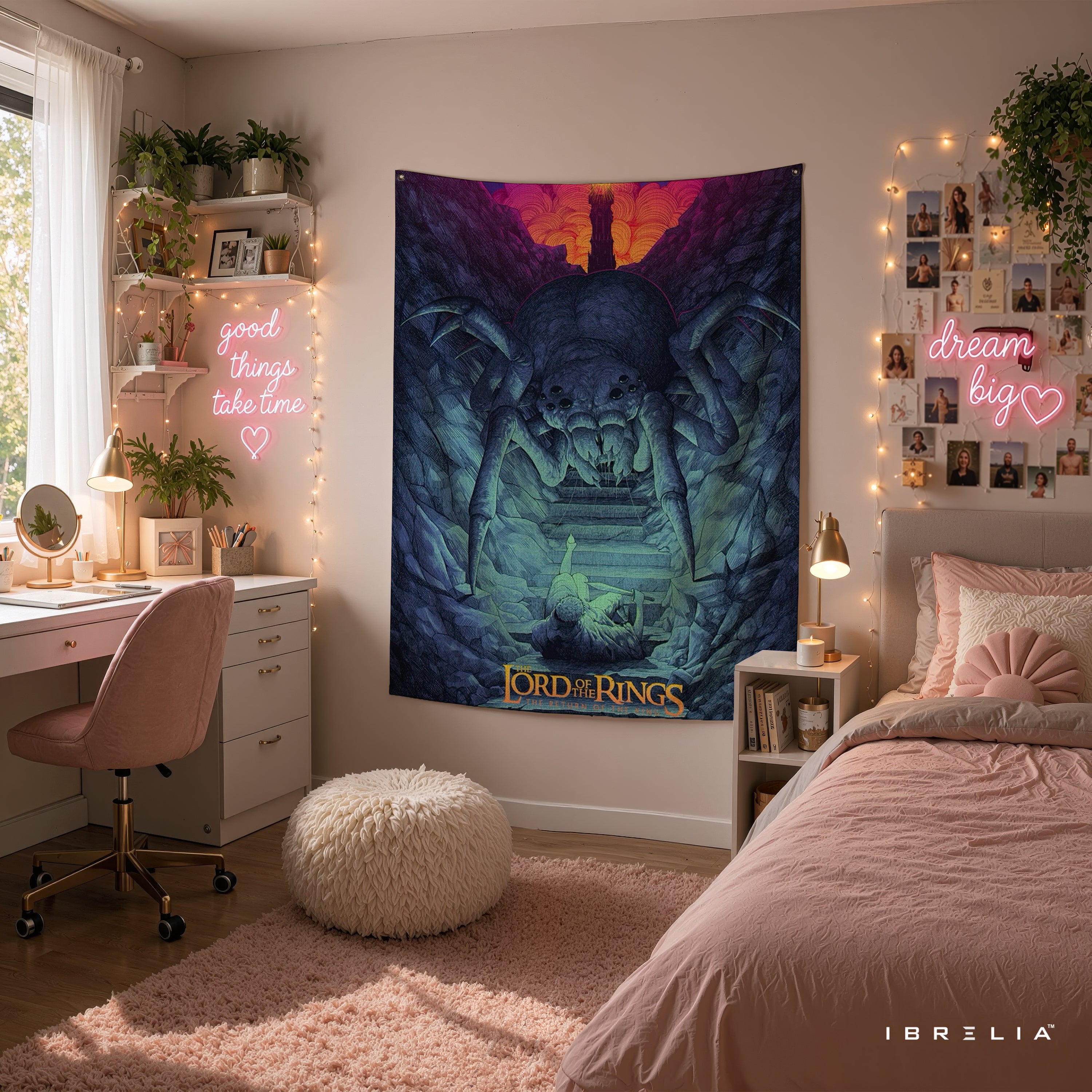 The Lord of the Rings Shelob Wall Tapestry – Return of the King Fantasy Wall Hanging