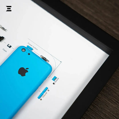 iPhone 5C Tech Frame – Disassembled Phone Artwork in A3 (18×12) Premium Frame IBRELIA