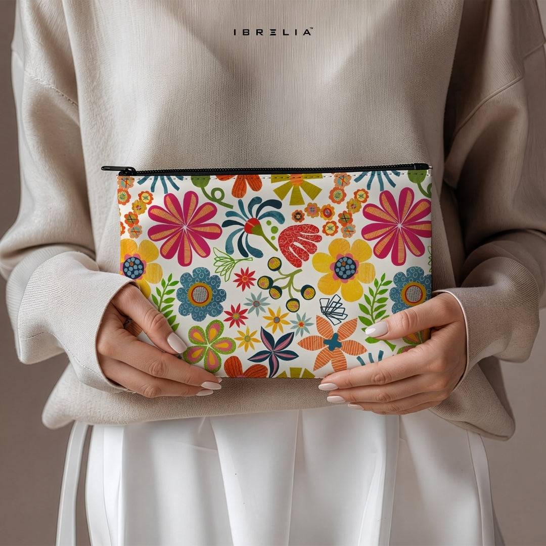Retro Floral Garden Makeup & Pencil Pouch – Colorful Boho Aesthetic Organizer – IBRELIA™