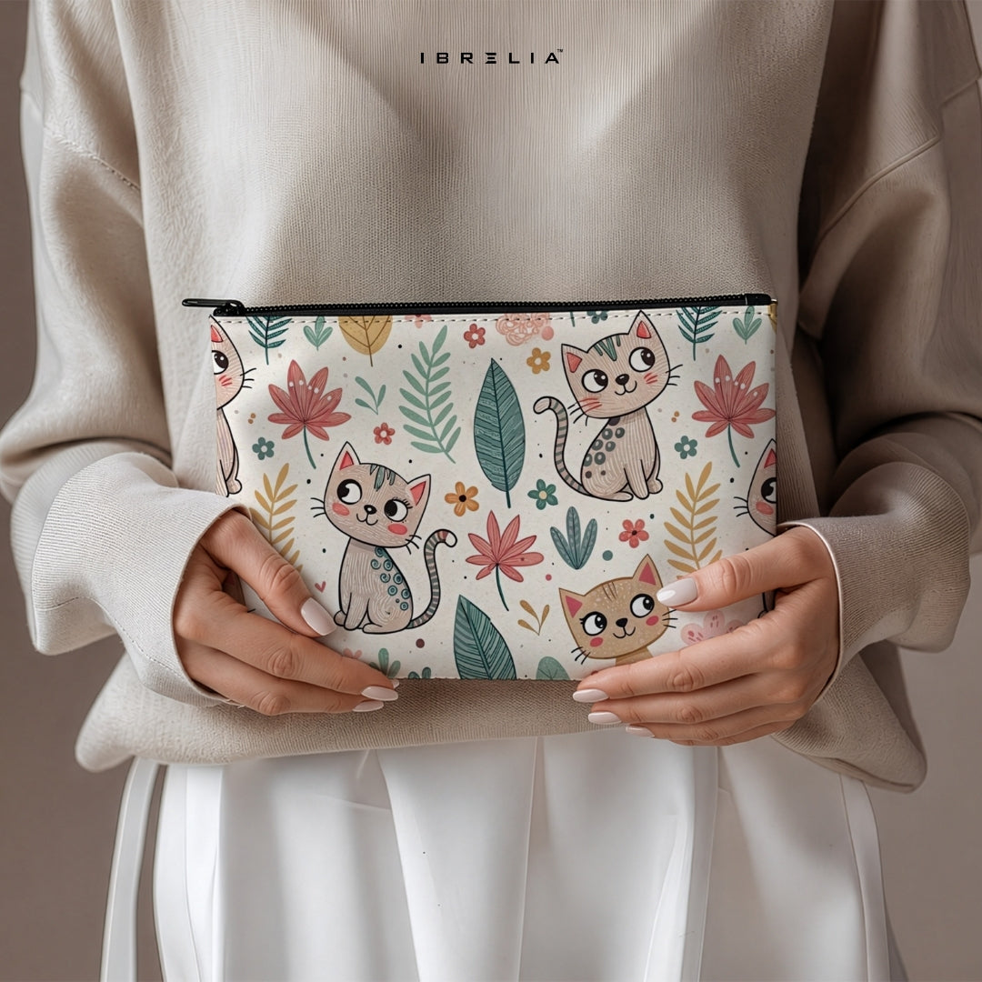Cute Floral Cats Makeup & Pencil Pouch – Kawaii Cat Aesthetic Organizer – IBRELIA™