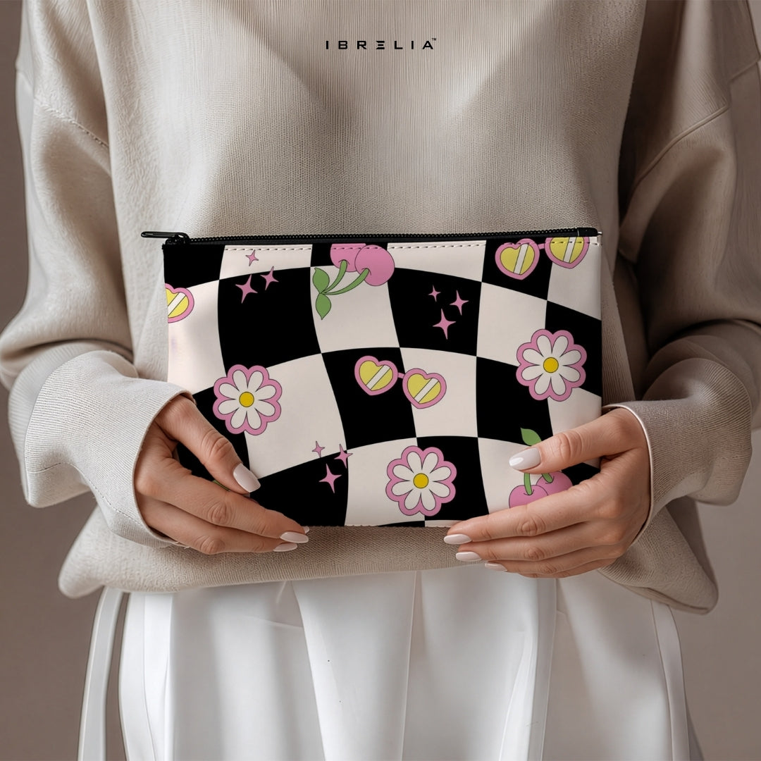 Cherry Daisy Checkerboard Makeup & Pencil Pouch – Retro Aesthetic Cosmetic Organizer – IBRELIA™