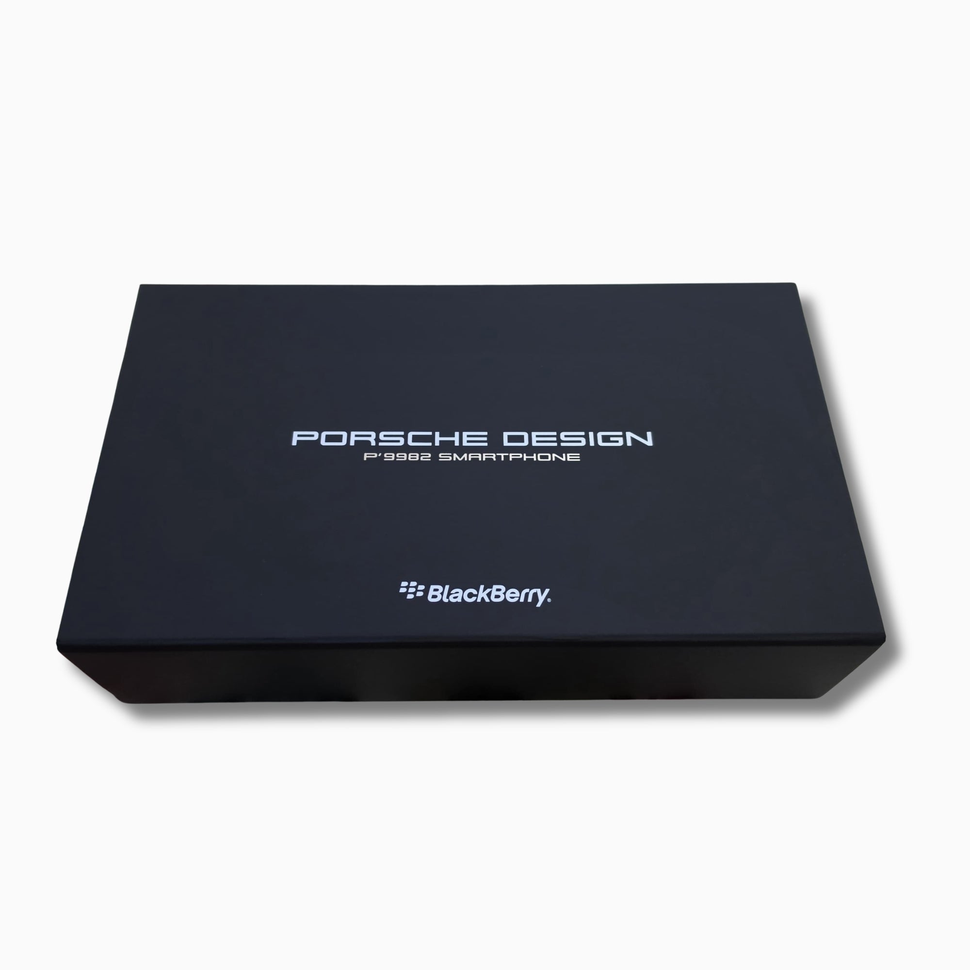 BlackBerry Porsche Design P’9982 – Brand New Collector’s Set with Original Box & Accessories