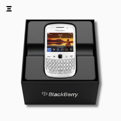 BlackBerry Bold 9900 White | Brand New | Factory Unlocked | Complete Original Box | Collector's Edition