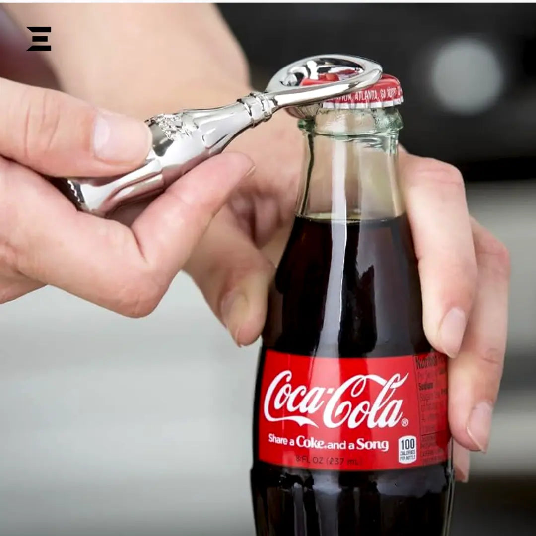 Coca-Cola Zinc Alloy Bottle Opener – Retro Red Handheld Design IBRELIA