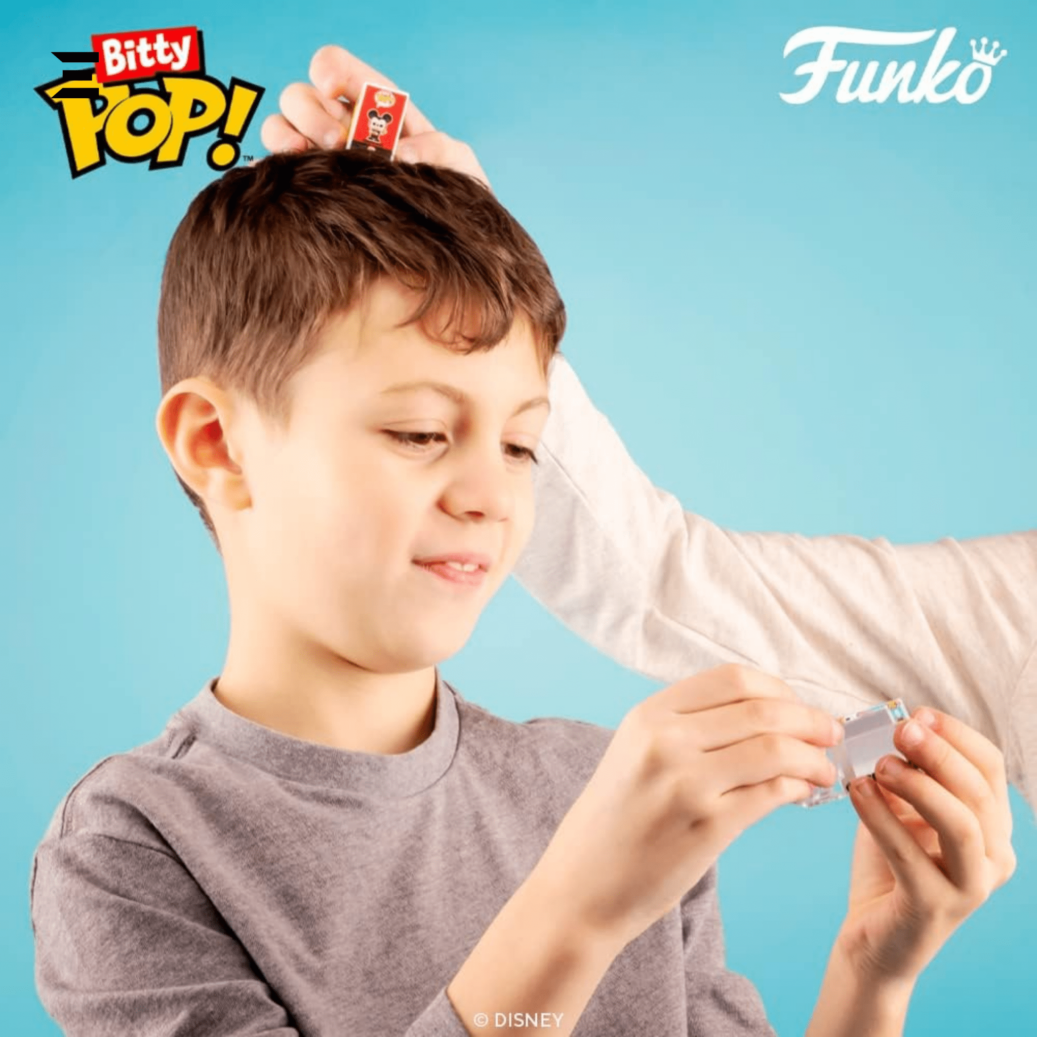 Funko Bitty Pop! Disney Classics 4 - Pack – Minnie Mouse, Daisy Duck, Donald Duck & Mystery Mini Figure | Complete Disney Character Line - Up | IBRELIA™ Collectibles - IBRELIA
