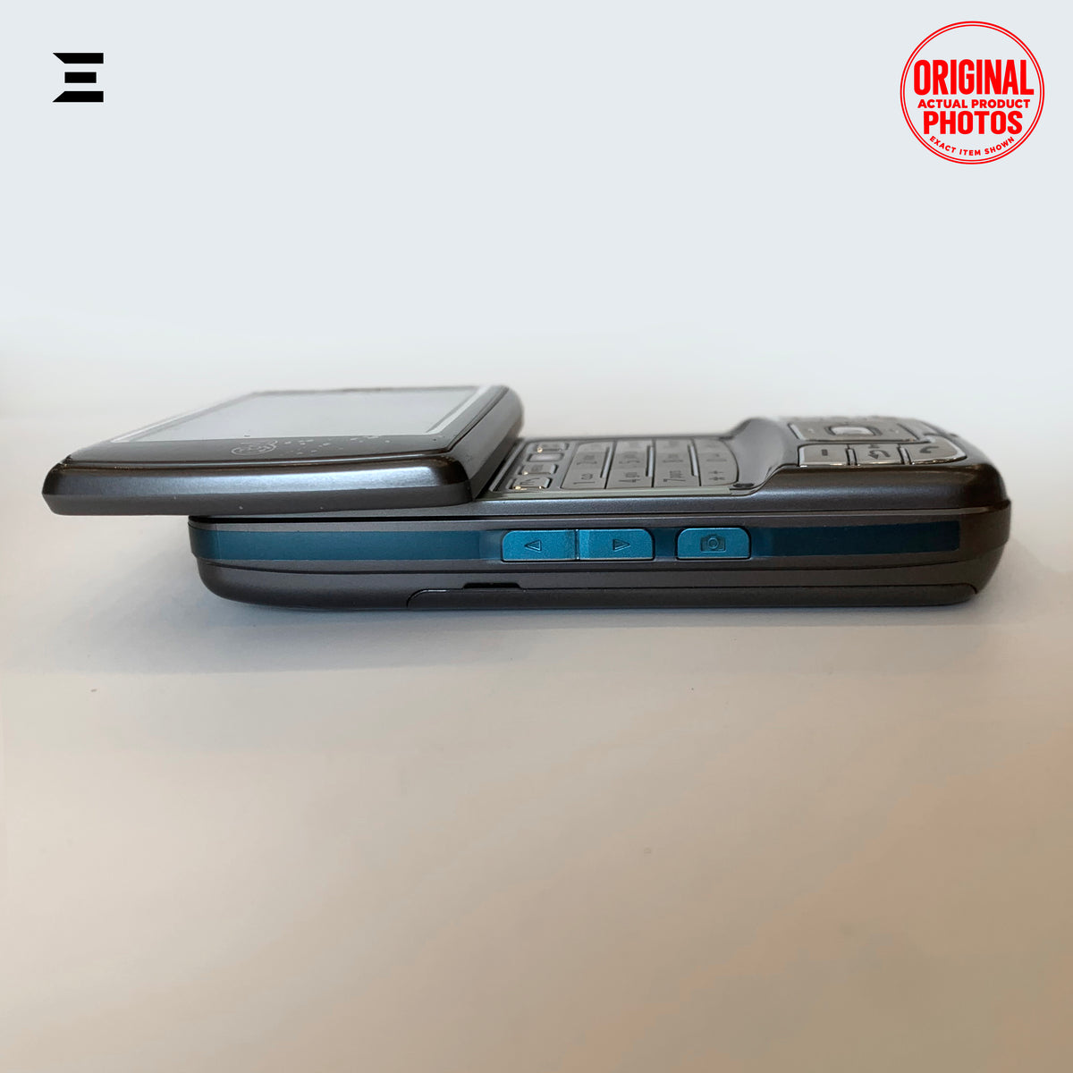 LG U900 | Brand New Box Packed | Original 3G Rotating Display Mobile Phone | Complete Accessories