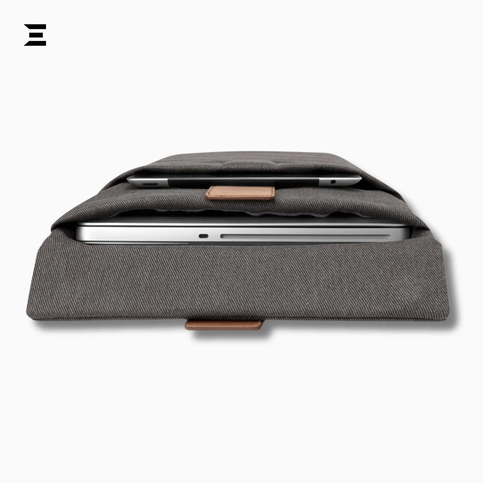 Incase Pathway Field Bag – Premium Laptop Shoulder Bag with Leather Trim (Fits 13” & 15” MacBook Pro) IBRELIA